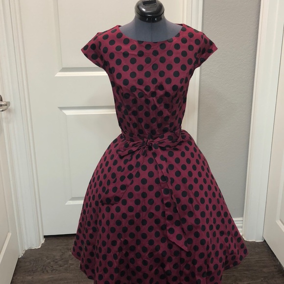 ⚠️Vintage 1950s Burgundy Polka Dot Dress - Picture 3 of 8